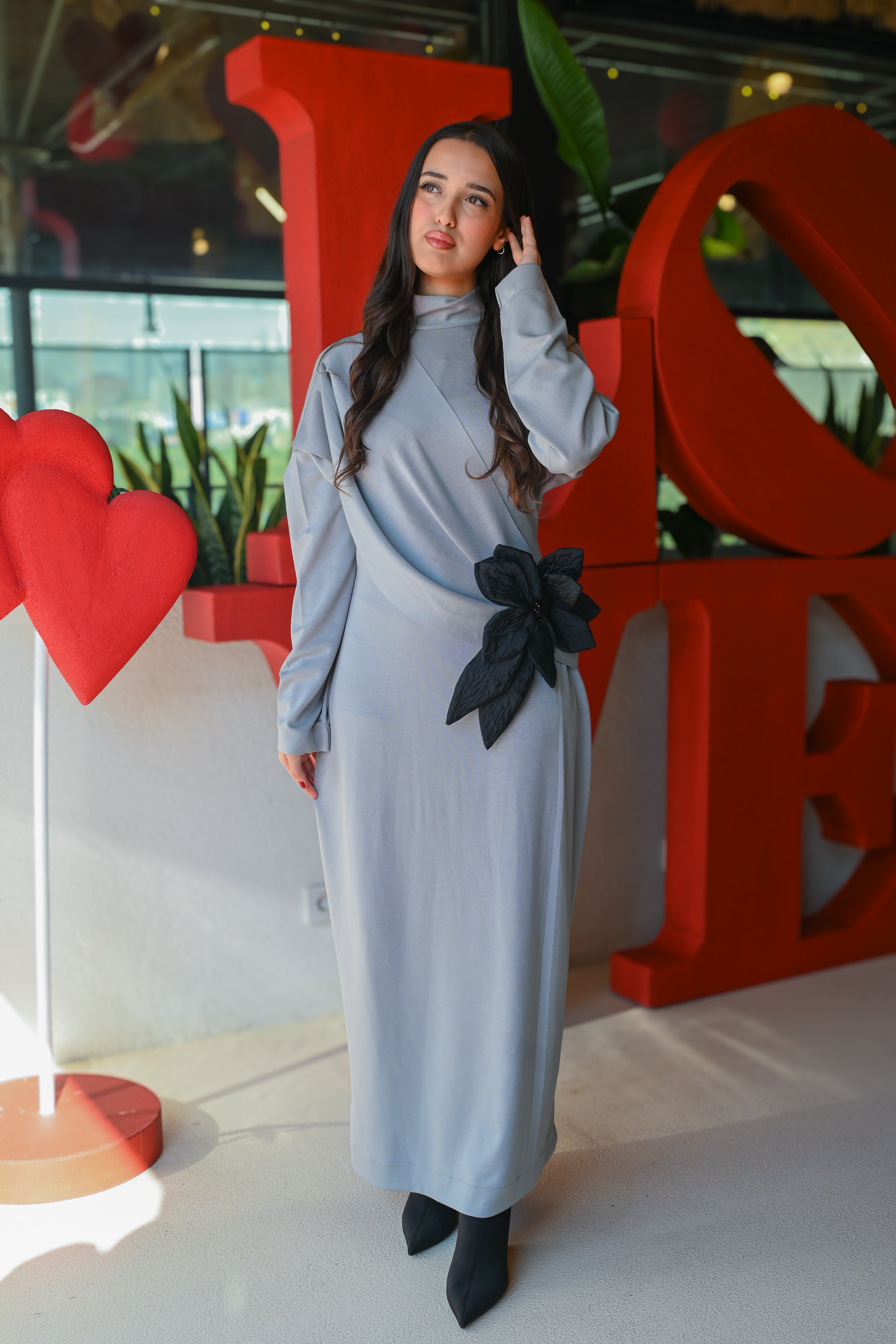 Çiçek Detaylı Elbise