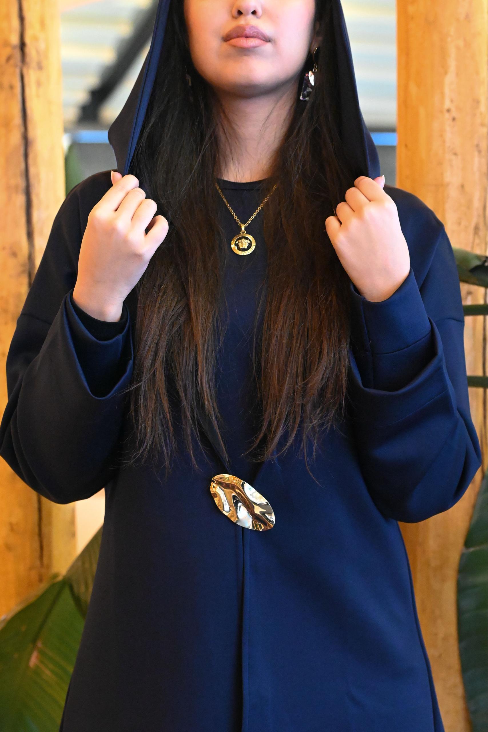 Broş Detaylı Asimetrik Kesim İkili Takım